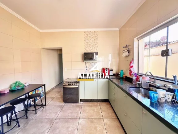 Imagem Casa com 2 dormitórios à venda, 127 m² por R$ 360.000,00 - Vila Industrial - Rio Claro/SP