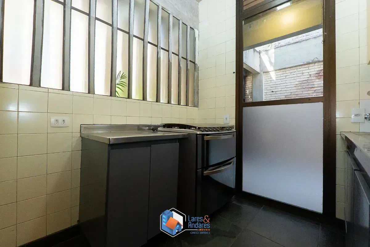Imagem Casa para venda e locação em Cambuci com 4 quartos, sendo 1 suíte, 115m²
