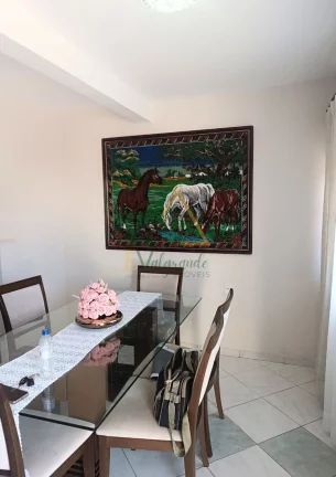 Imagem Casa Sobrado Padrão em Pinhais