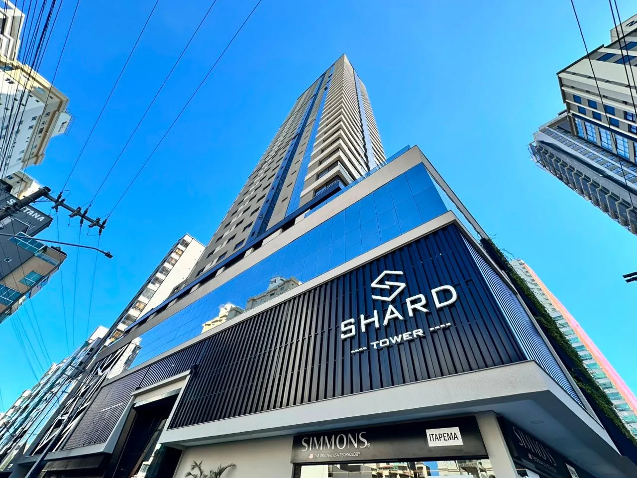 Foto do imóvel Apartamento à venda com 198m2 por R$ 5.500.000,00