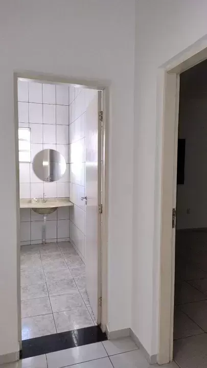 Imagem Sobrado à venda, Vila Suiça, Pindamonhangaba, SP