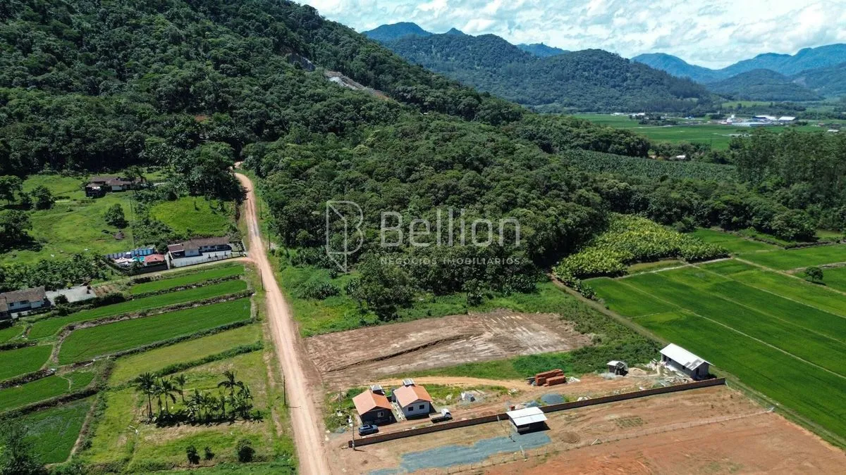 Imagem Terreno amplo no Centro de Rio dos Cedros - excelente potencial