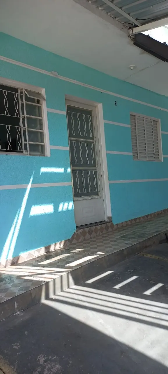 Imagem Imperdível casa 2 Dormitórios à venda em Sorocaba-SP, Jardim Marcelo Augusto