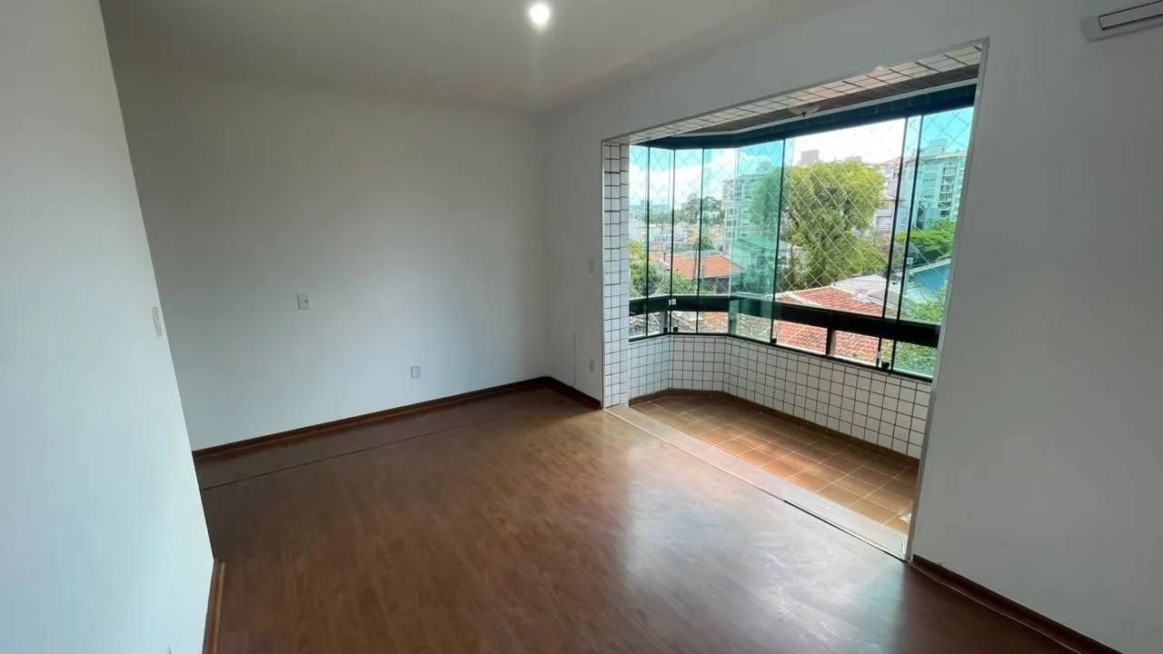 Imagem Apartamento mobiliado 3 dorms, 135m², suíte e 2 vagas - Jardim Lindóia