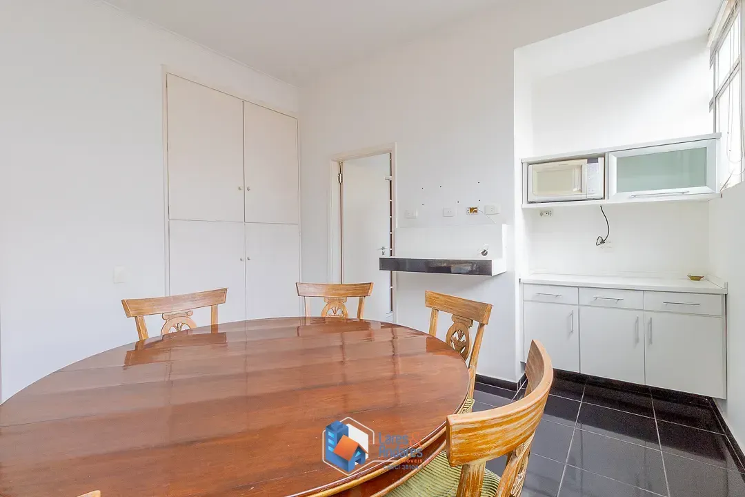 Imagem Apartamento para venda em Santa Cecília com 3 quartos, sendo 1 suíte, 272m²