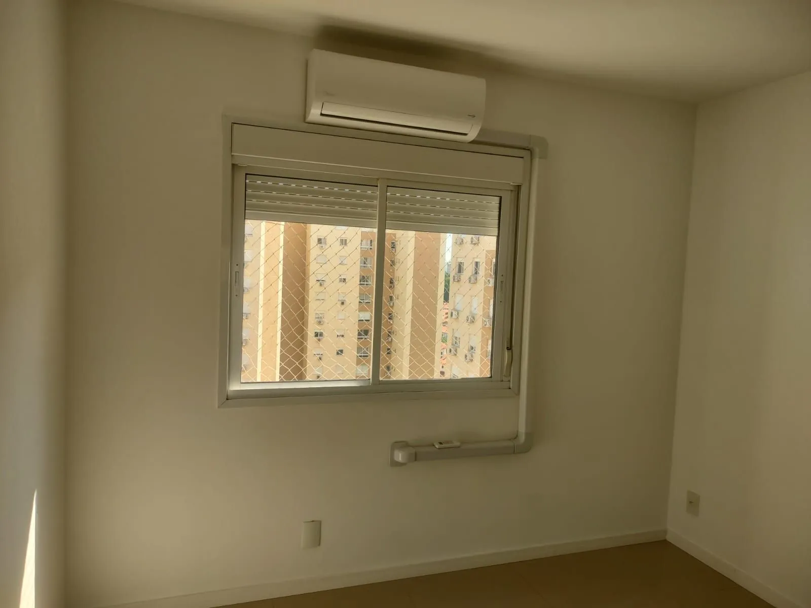 Imagem Vende apartamento semi mobiliado, 2 dormitórios, 60 m² Life Park - Marechal Rondon - Canoas/RS