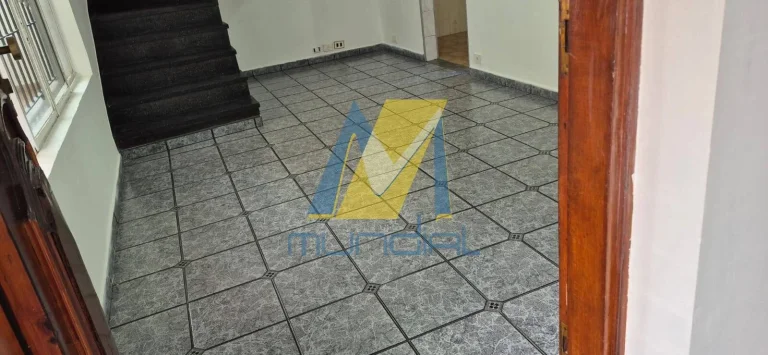 Imagem Sobrado à Venda - Amplo, Funcional e Bem Distribuído