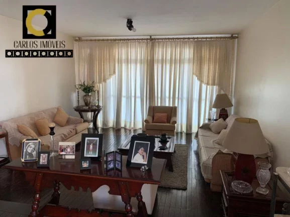 Apartamento de 3 dormitórios com 165m² no coração do Gonzaga, Santos