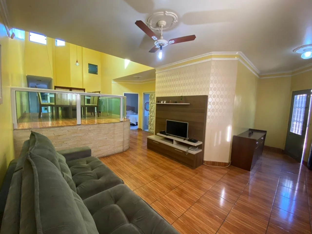 Imagem Casa à venda 4 Quartos, 2 Suites, 6 Vagas, 300M², Jardim Gurilândia, Taubaté - SP