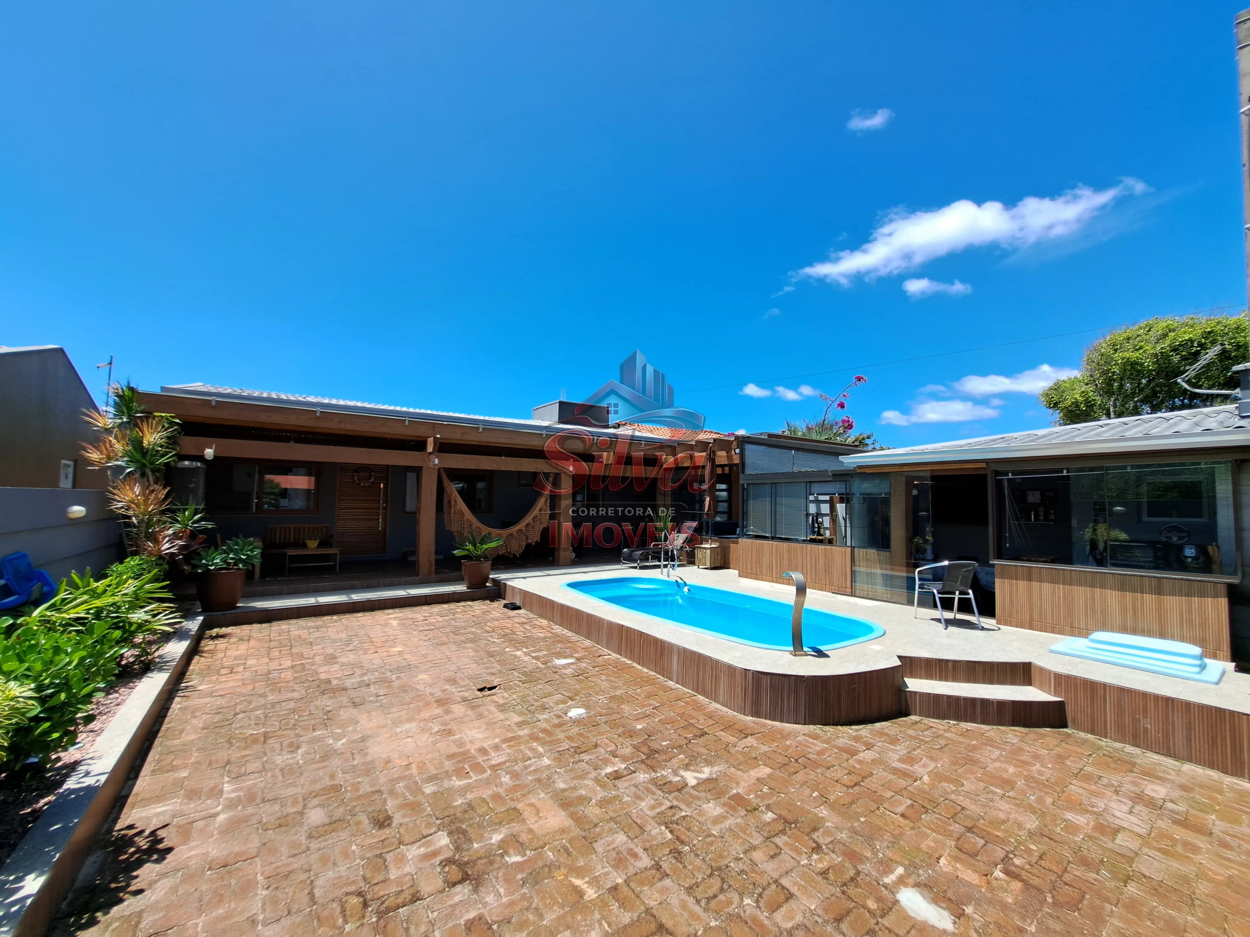 C30 | Casa com piscina à venda em Imbé RS