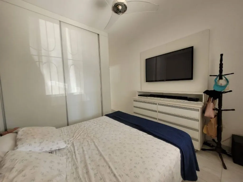 Imagem CASA COM 200,00 m² - AVIAÇÃO - PRAIA GRANDE SP