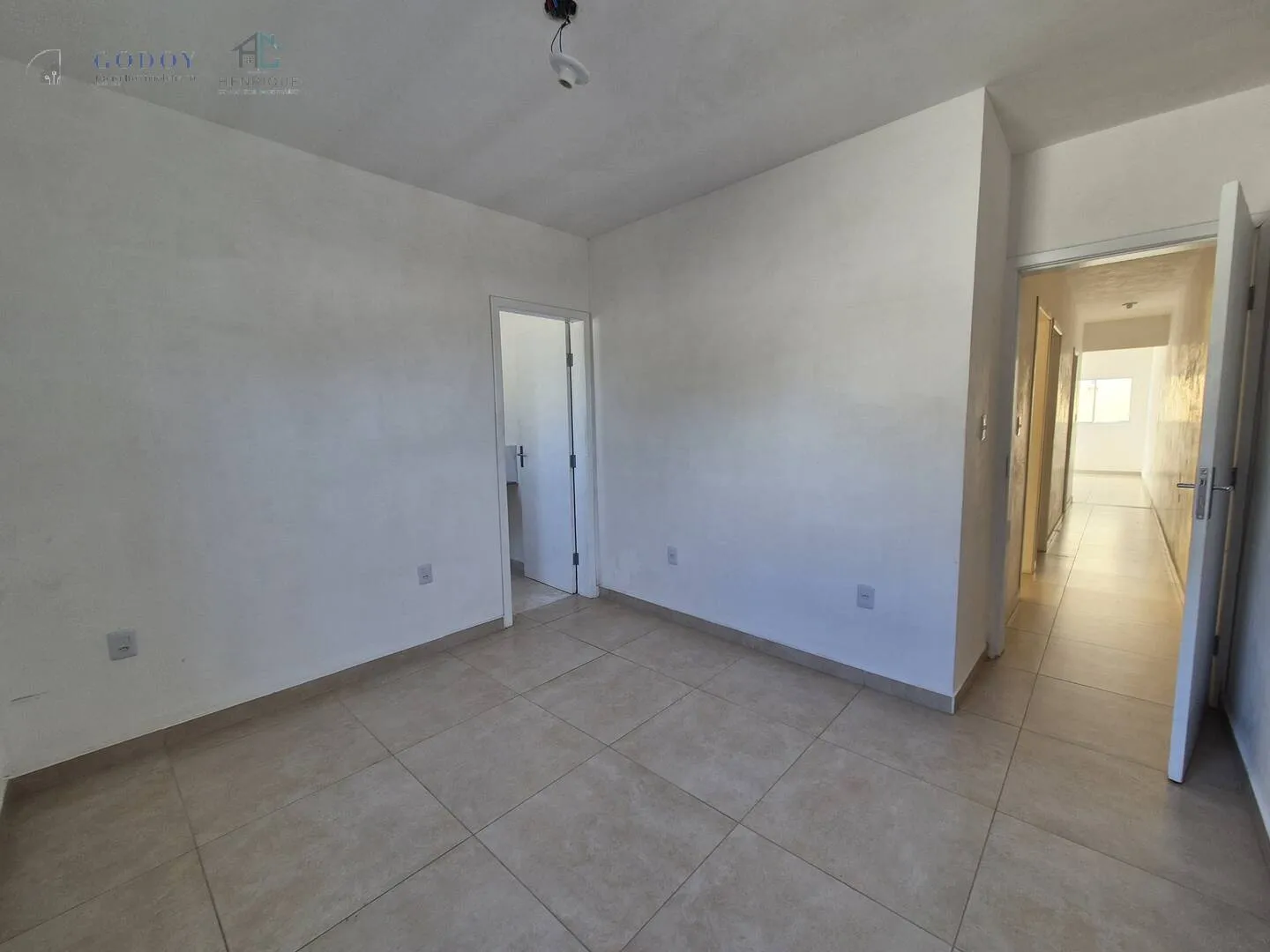 Imagem Casa para Locação com Suíte e Vaga Coberta no Boa Vista