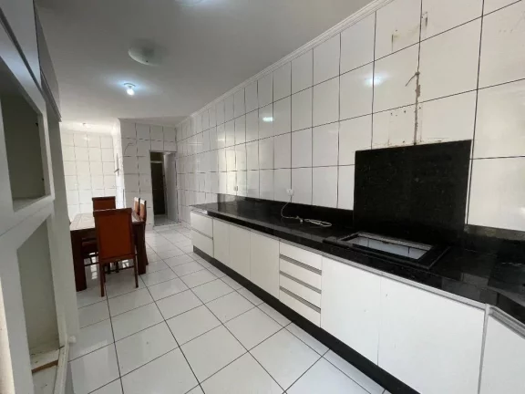 Imagem Casa com 3 dormitórios à venda, 500 m² por R$ 1.250.000,00 - Mirim - Praia Grande/SP