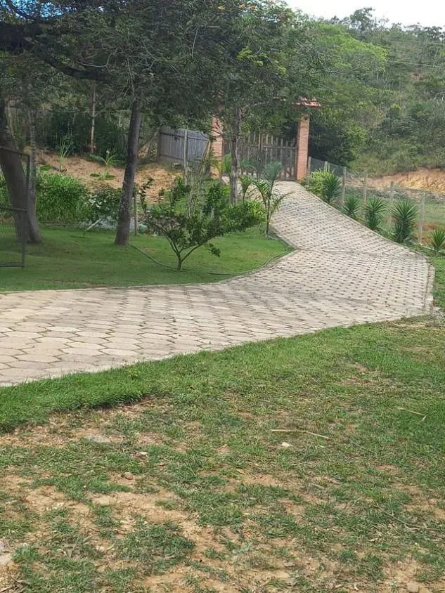 Imagem endo um belíssimo sítio região serra do cipó com 33.900 m² de terra