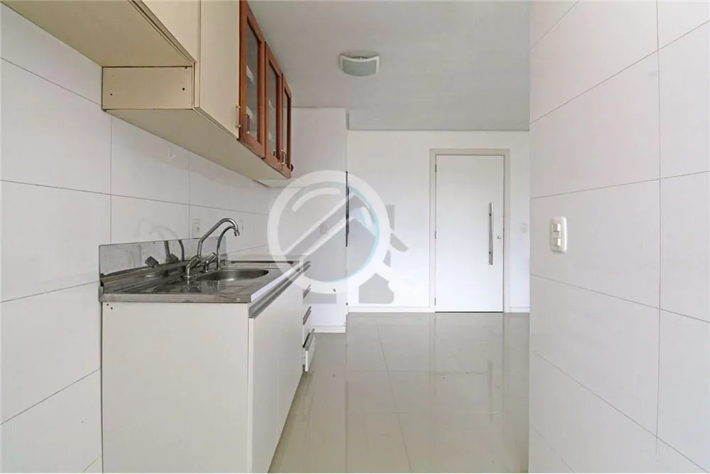 Imagem Este encantador apartamento de 1 dormitório, com 50m² privativos, com o sol da tarde proporcionand...