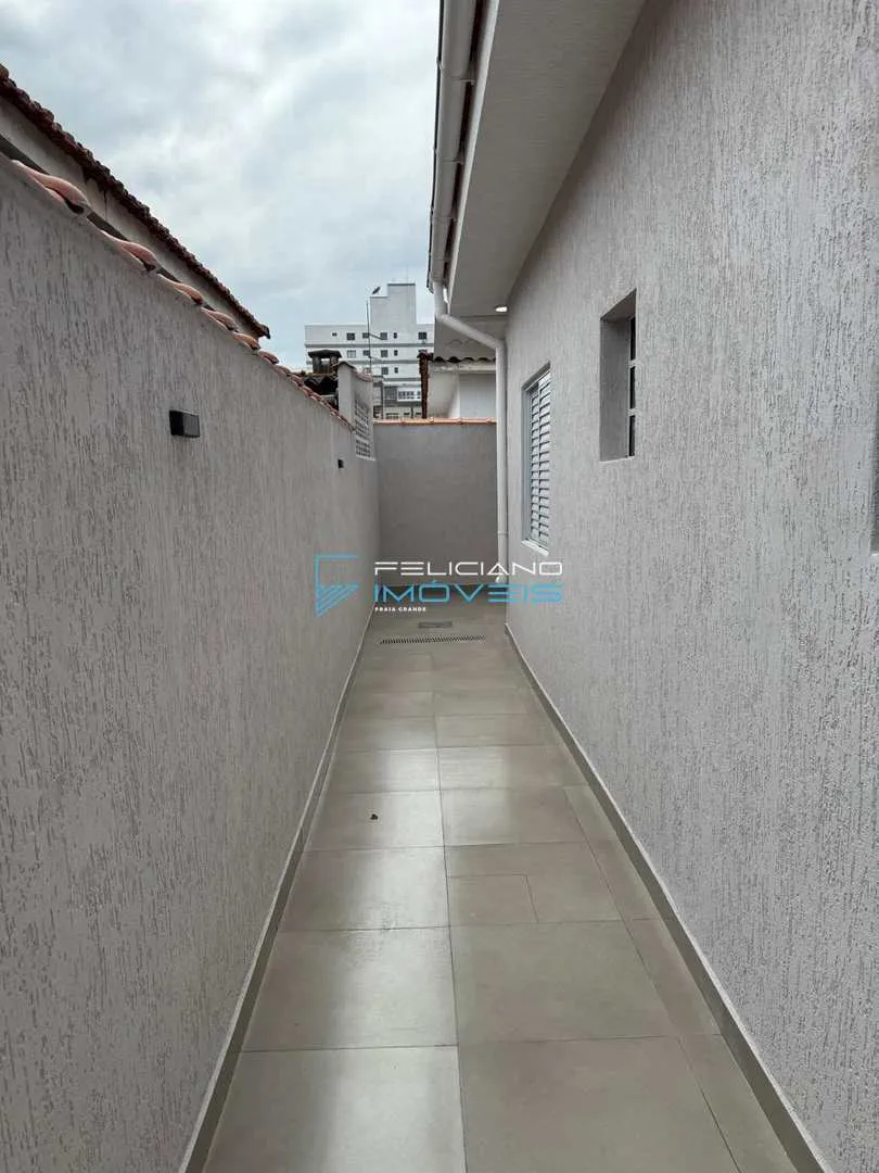 Imagem Casa com 2 quartos, Balneário Maracanã, Praia Grande - R$ 550 mil, Cod: 7152