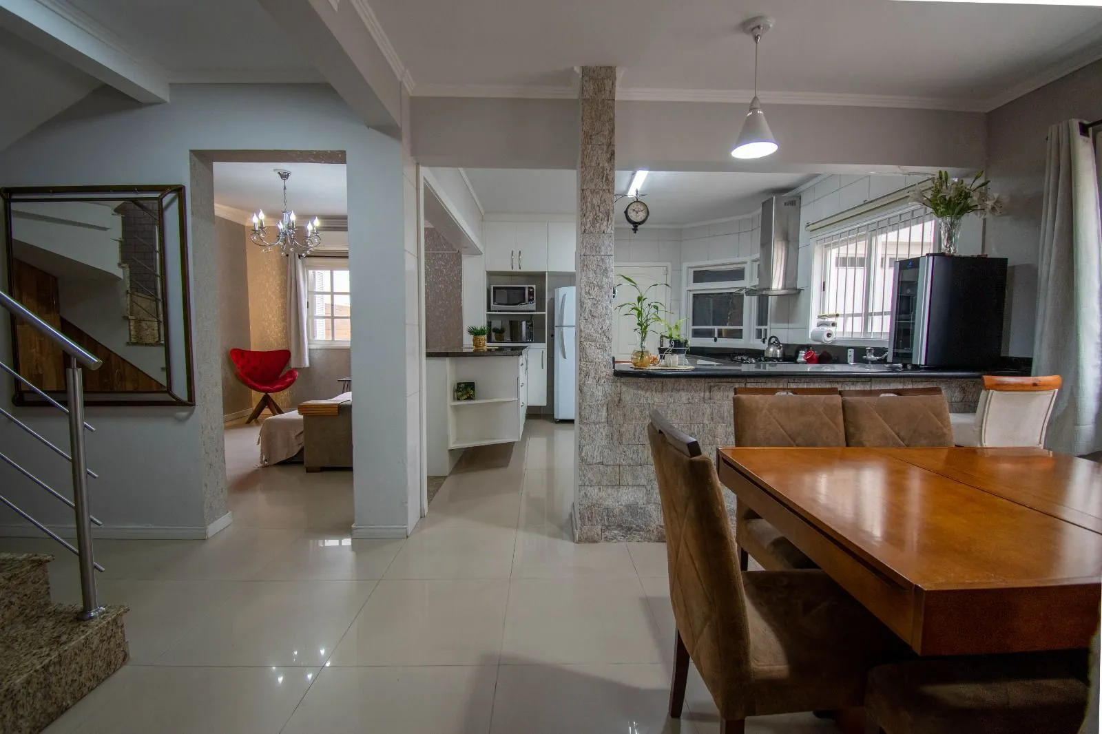 Imagem Casa sobrado no bairro Mont Serrat em Canoas
