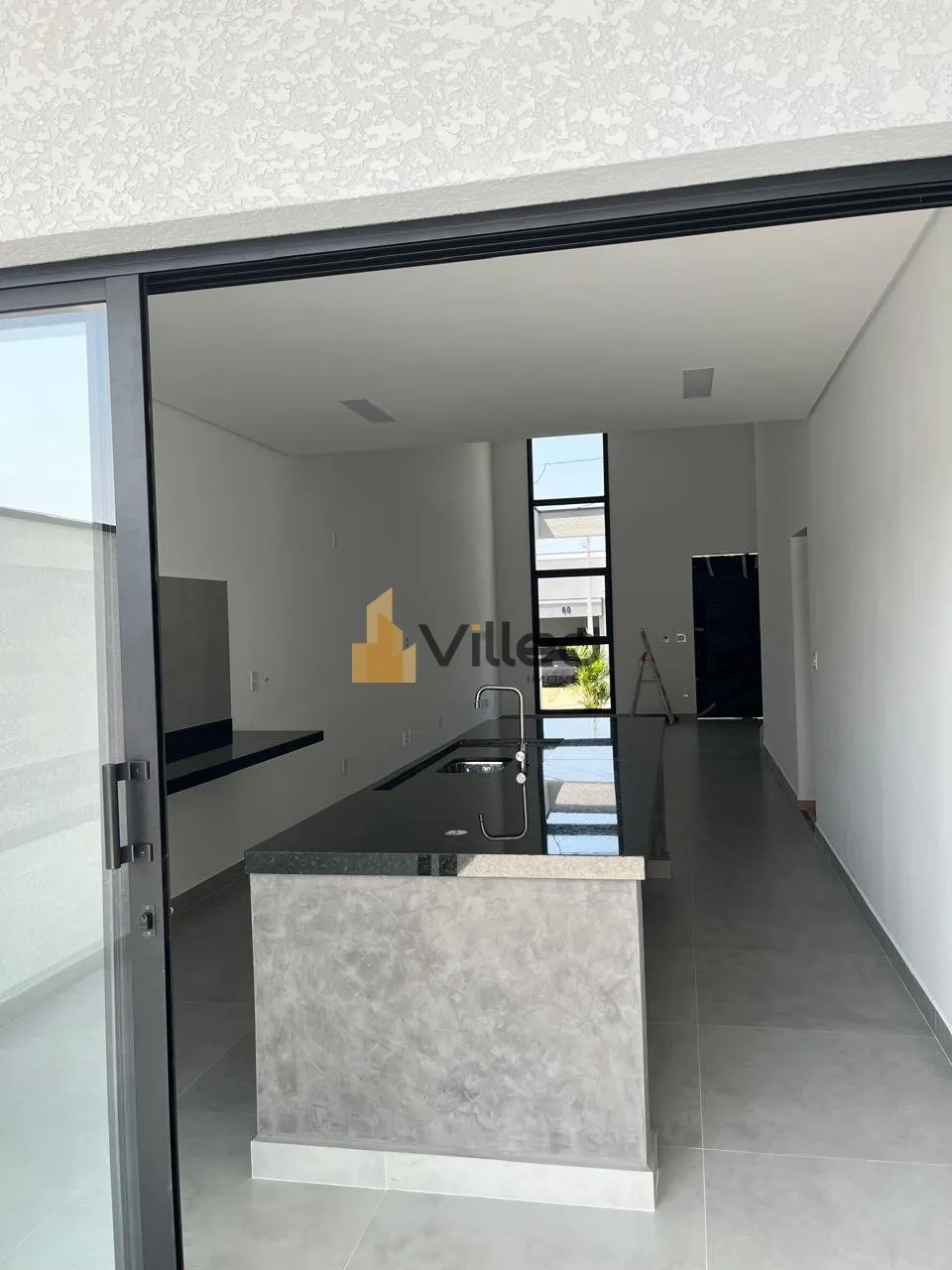 Foto do imóvel Descubra o equilíbrio perfeito entre modernidade, conforto e segurança nesta belíssima casa térr...