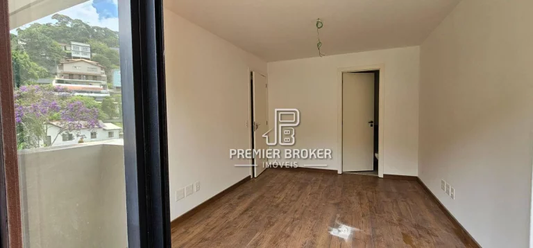 Imagem Apartamento à venda, 74 m² por R$ 630.000,00 - Agriões - Teresópolis/RJ