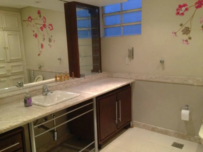Imagem Apartamento para Venda - 512m², 4 dormitórios, sendo 2 suites, 2 vagas - Rio Branco