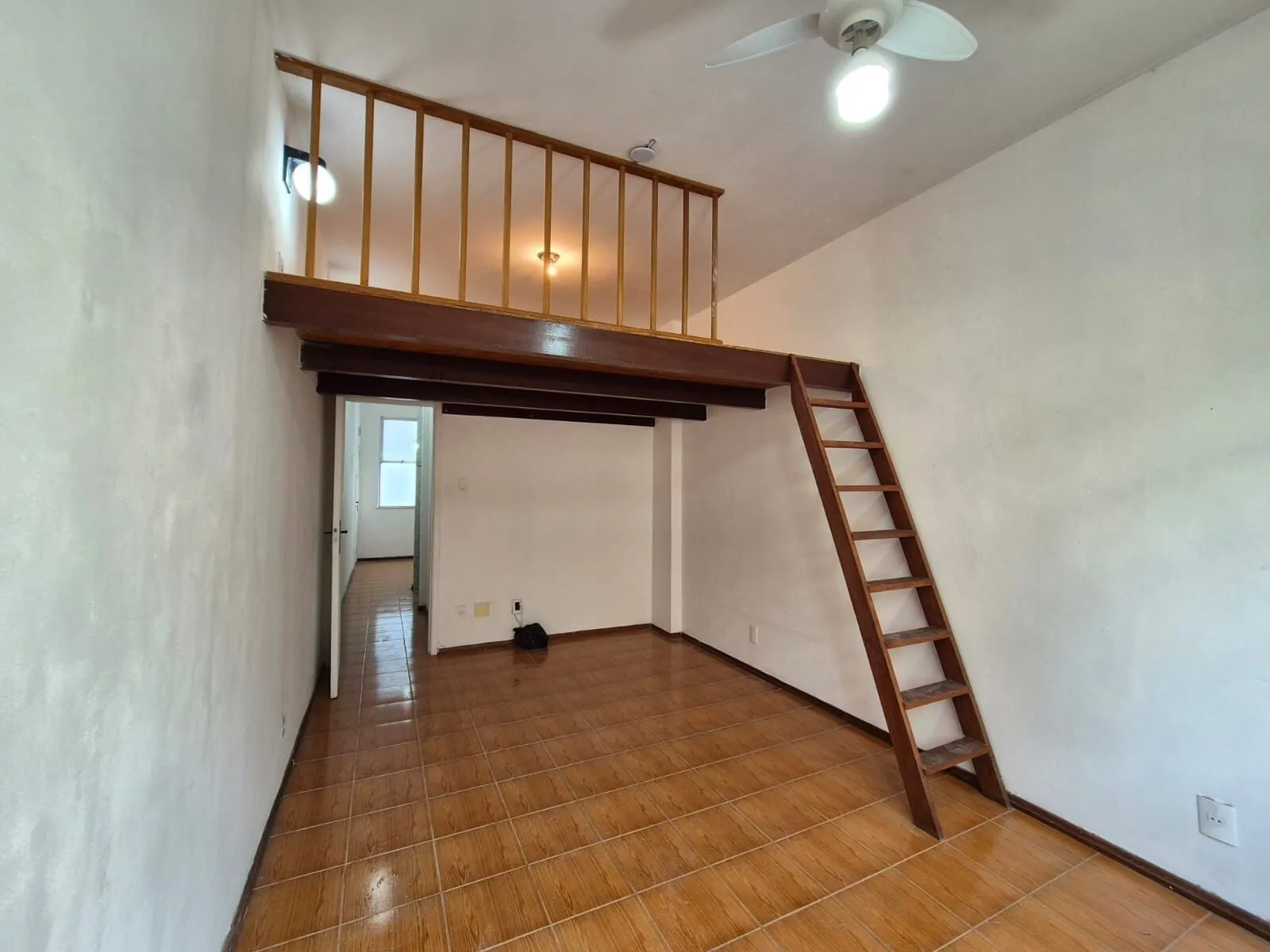 Foto do imóvel Apartamento à venda em Rio de Janeiro/RJ em Rua Washington Luís