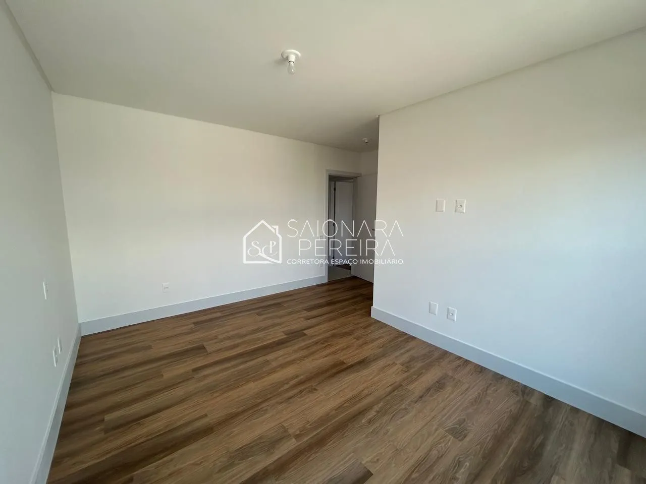 Imagem D/MYS APARTAMENTO COM 3 SUÍTES - ESTREITO - FLORIANÓPOLIS
