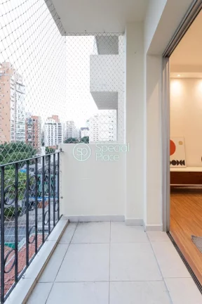 Imagem Ótimo apartamento com 113m² em Moema Pássaros. Living para dois ambientes, varanda, 03 dormitóri...