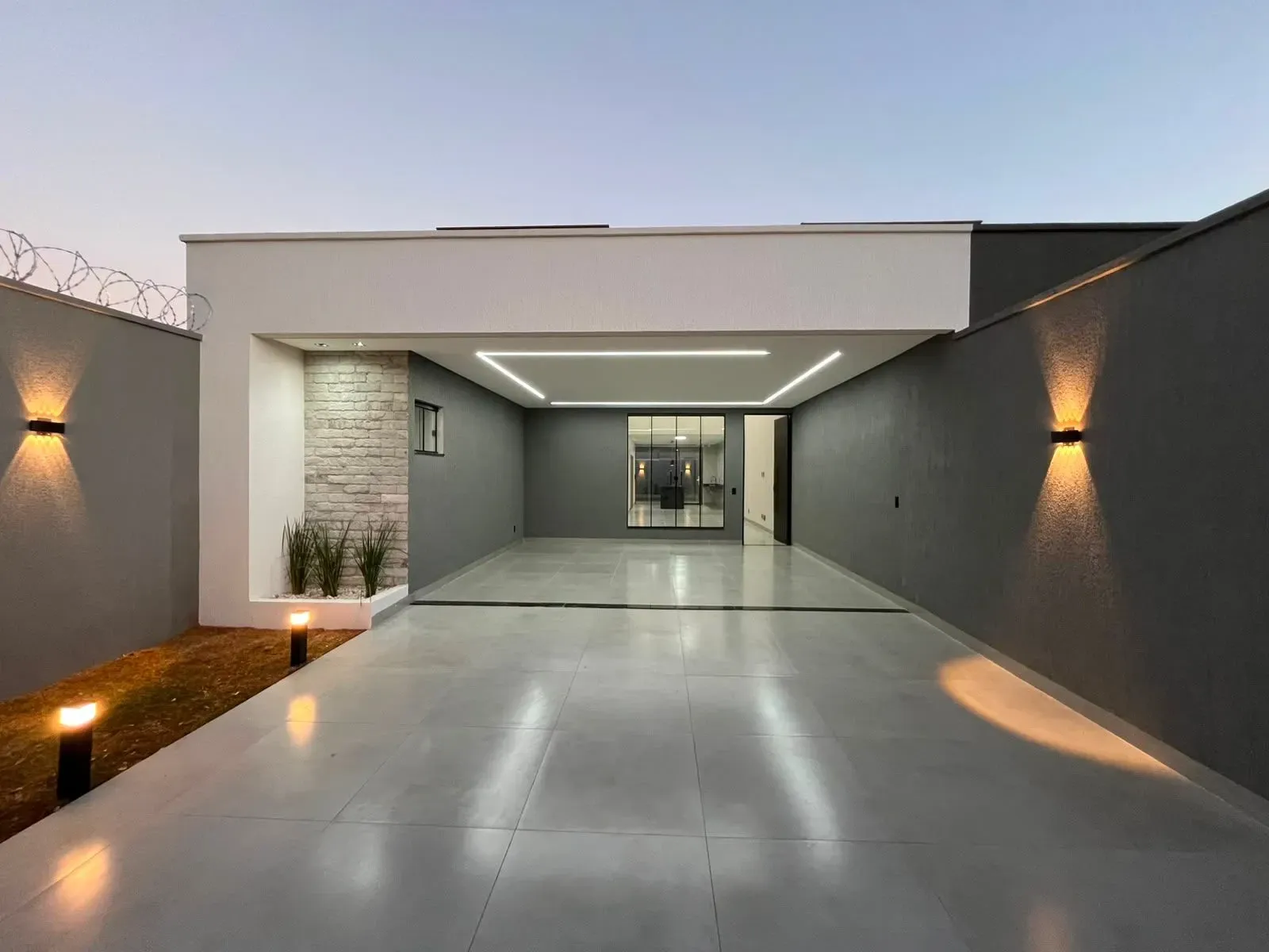 Imagem Casa com 3 Quartos à Venda, 164 m² em Parque João Braz - Cidade Industrial - Goiânia