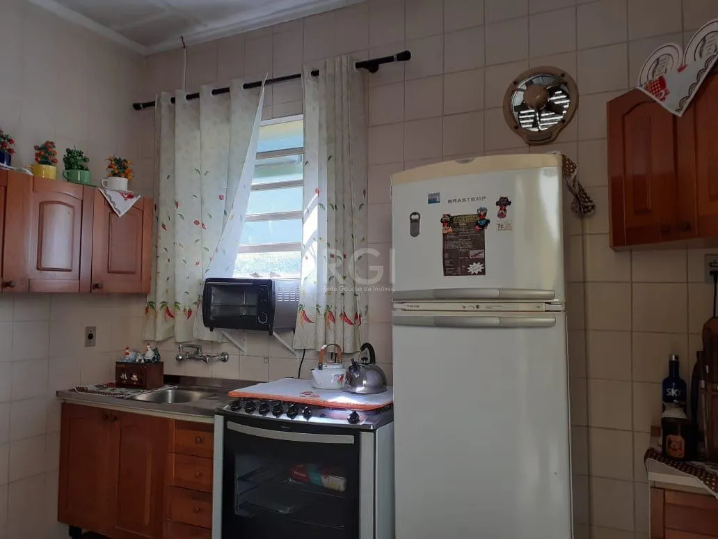 Imagem Casa para Venda - 360m², 3 dormitórios, sendo 1 suites, 4 vagas - Santana