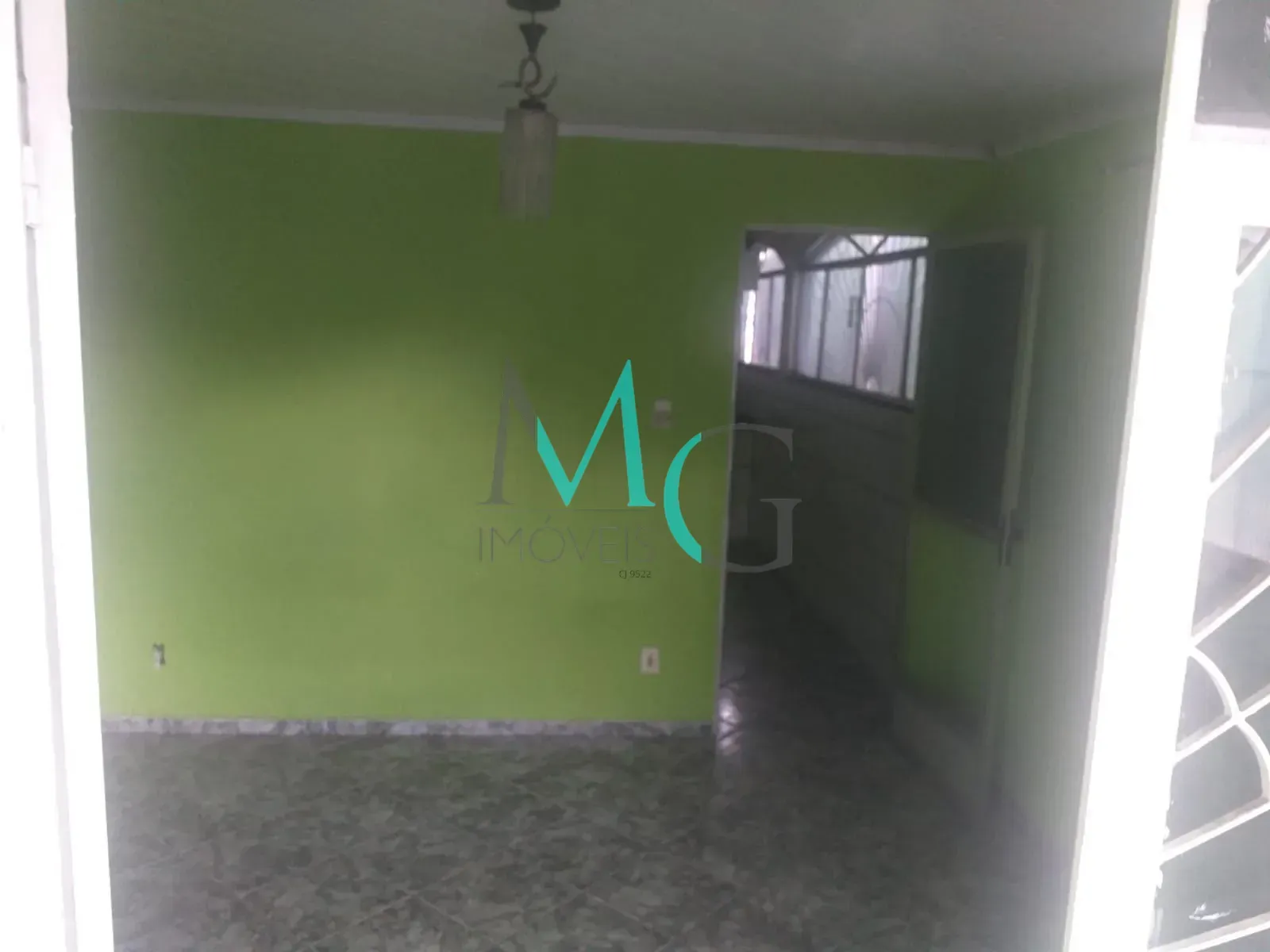 Imagem Imóvel Comercial de 250 m² com Estrutura Comercial e Residencial em cosmos