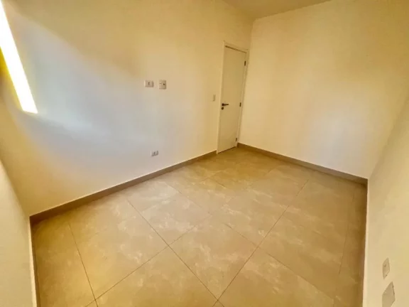 Imagem EXCELENTE OPORTUNIDADE! Apartamento no canto do forte com 2 dormitórios e suíte!
