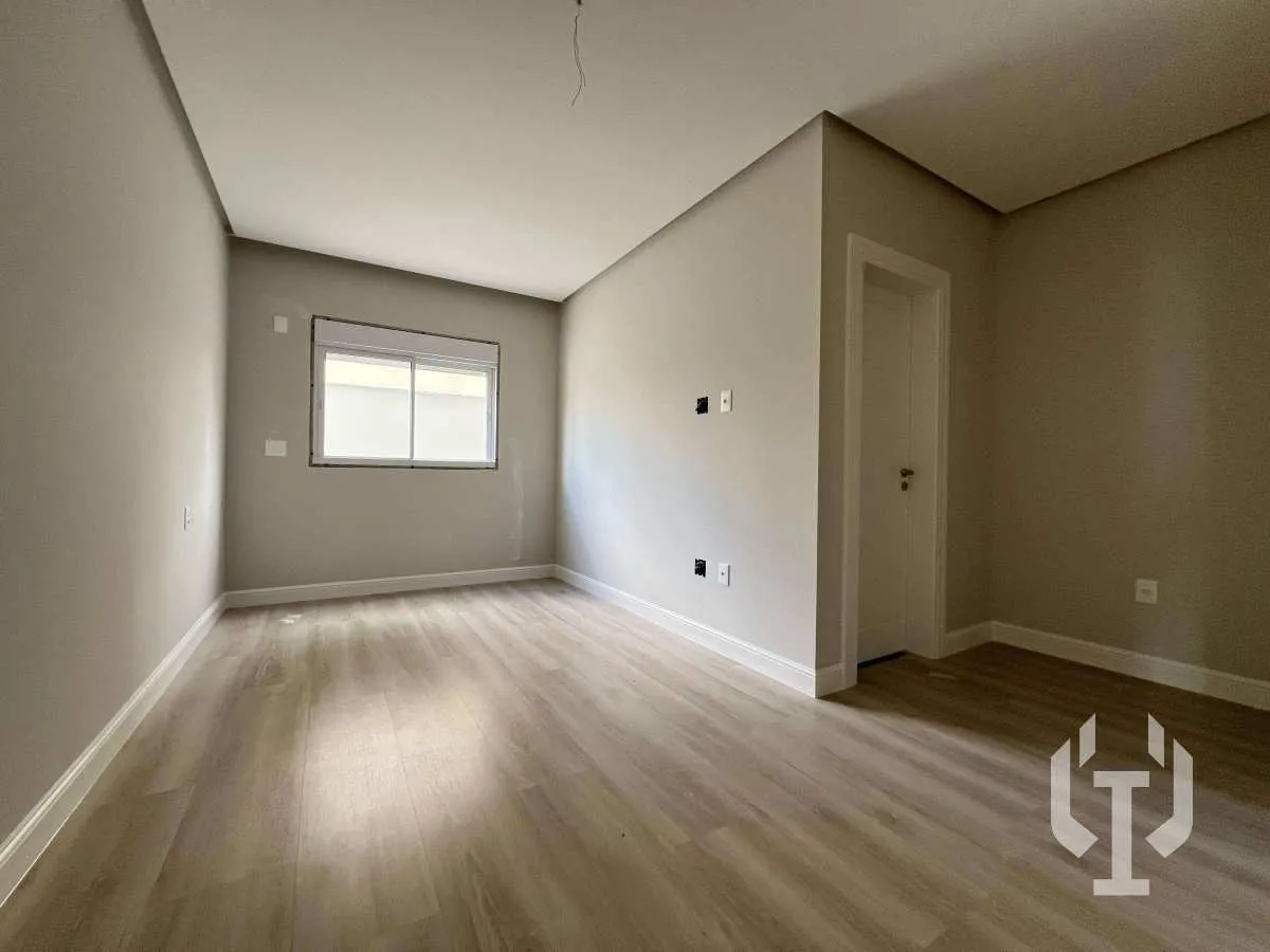 Imagem Apartamento Novo Frente Mar 4 Suítes, com Lazer Completo, em Meia Praia