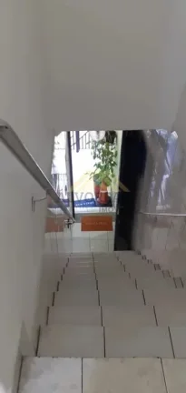 Imagem Sobrado à Venda - Conforto e Elegância em boa Localização