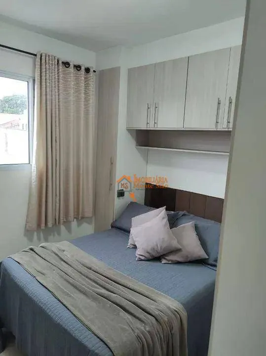 Imagem Apartamento com 2 dormitórios à venda por R$ 303.000,00 - Jardim Silvestre - Guarulhos/SP
