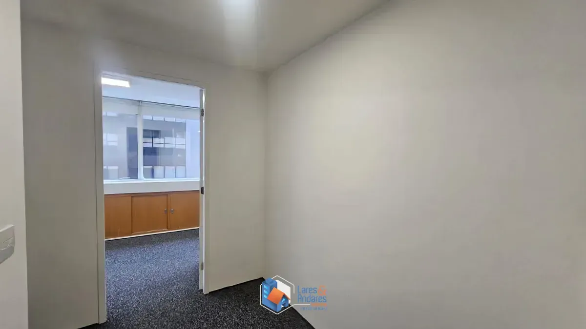 Imagem Conjunto comercial para venda e locação em Vila Olímpia, 61m²
