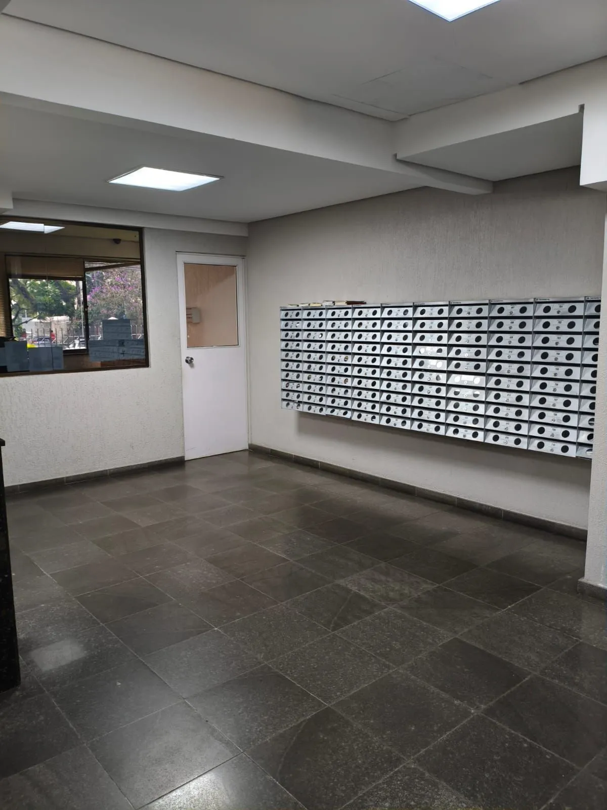 Imagem Oportunidade 2D, 2 Banheiros - Cidade Baixa - Porto Alegre - Preço Atrativo