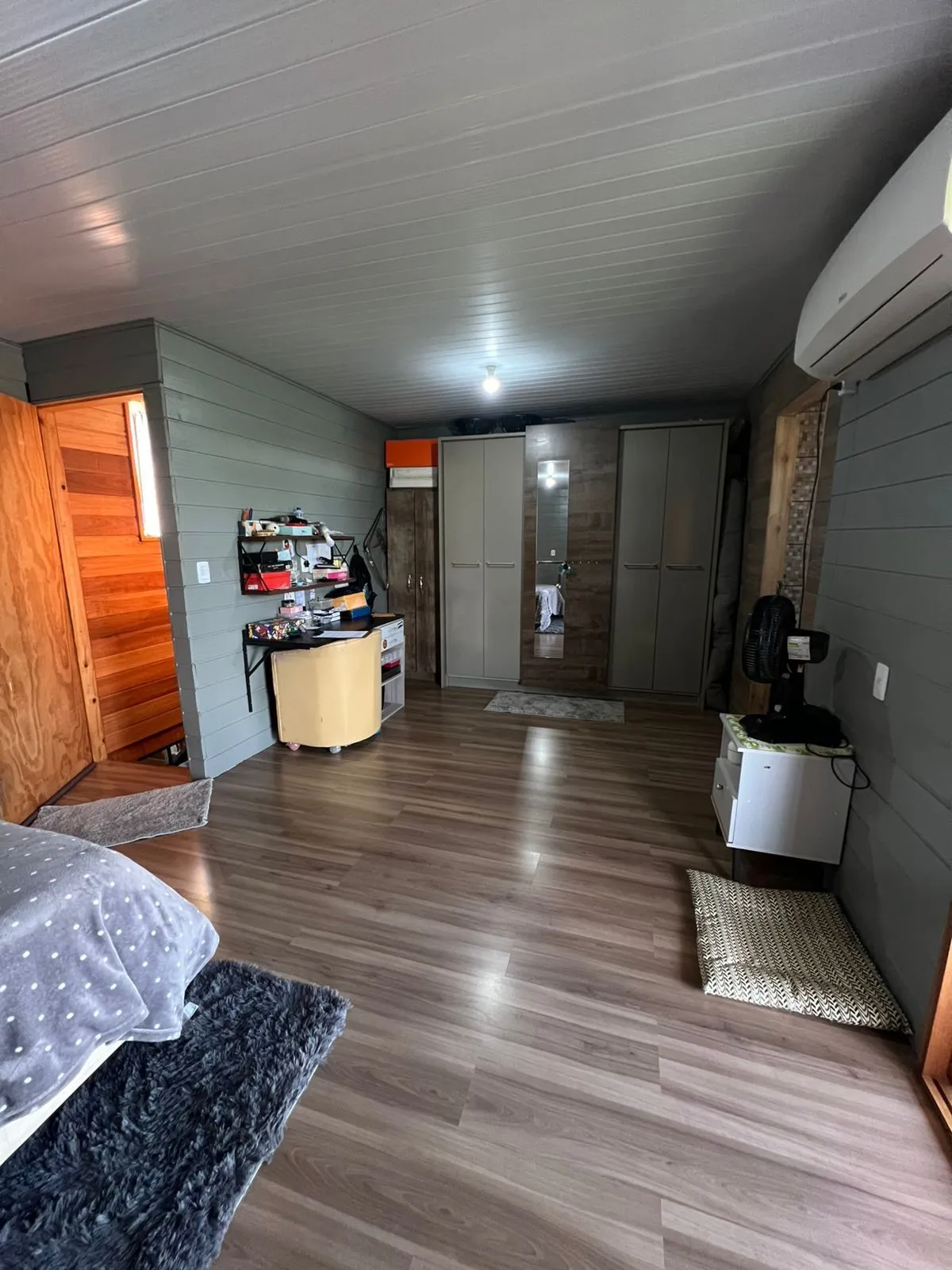 Imagem Belíssima Casa no bairro Restinga 2 Dormitórios sendo um uma suite