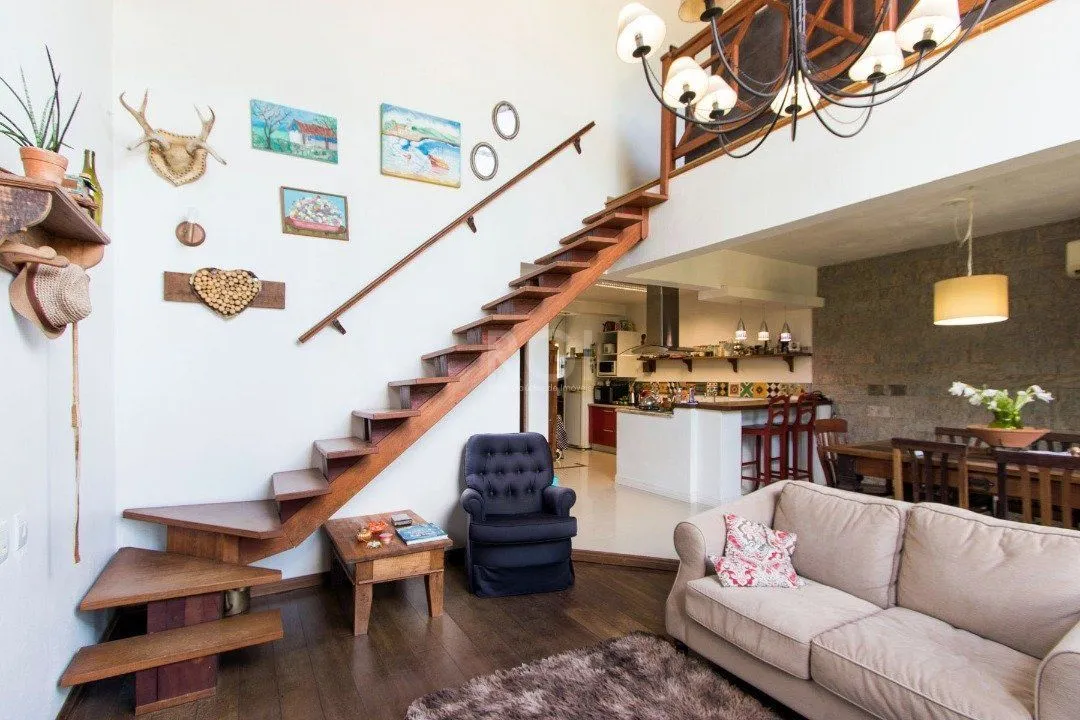 Imagem Casa para Venda - 250m², 3 dormitórios, sendo 2 suites, 3 vagas - Ponta Grossa