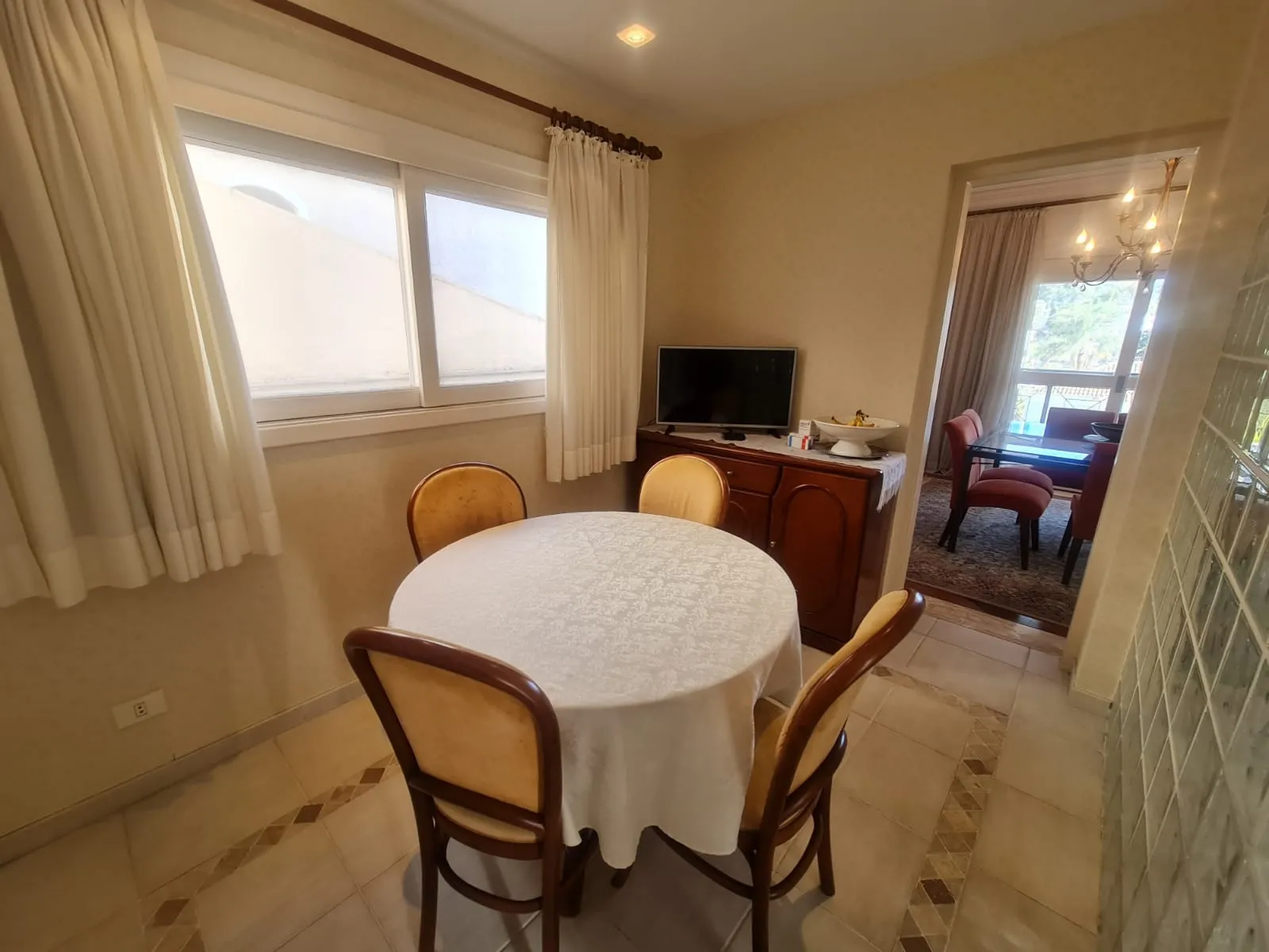 Imagem Casa em condomínio à venda no Alphaville 1 com 4 suítes, 665m².