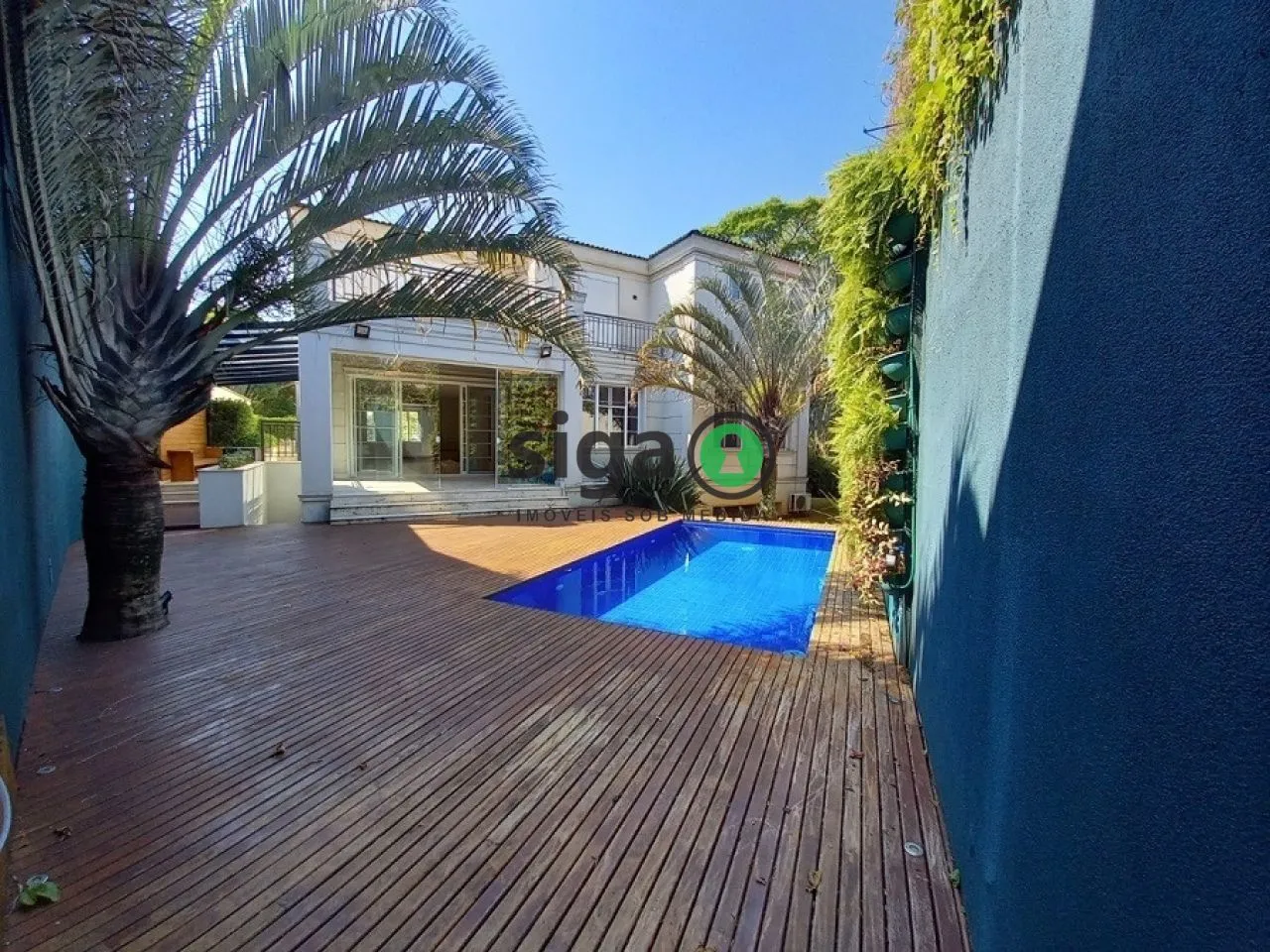 Imagem Casa em Condomínio a venda no Alto da Boa Vista com 4 quartos