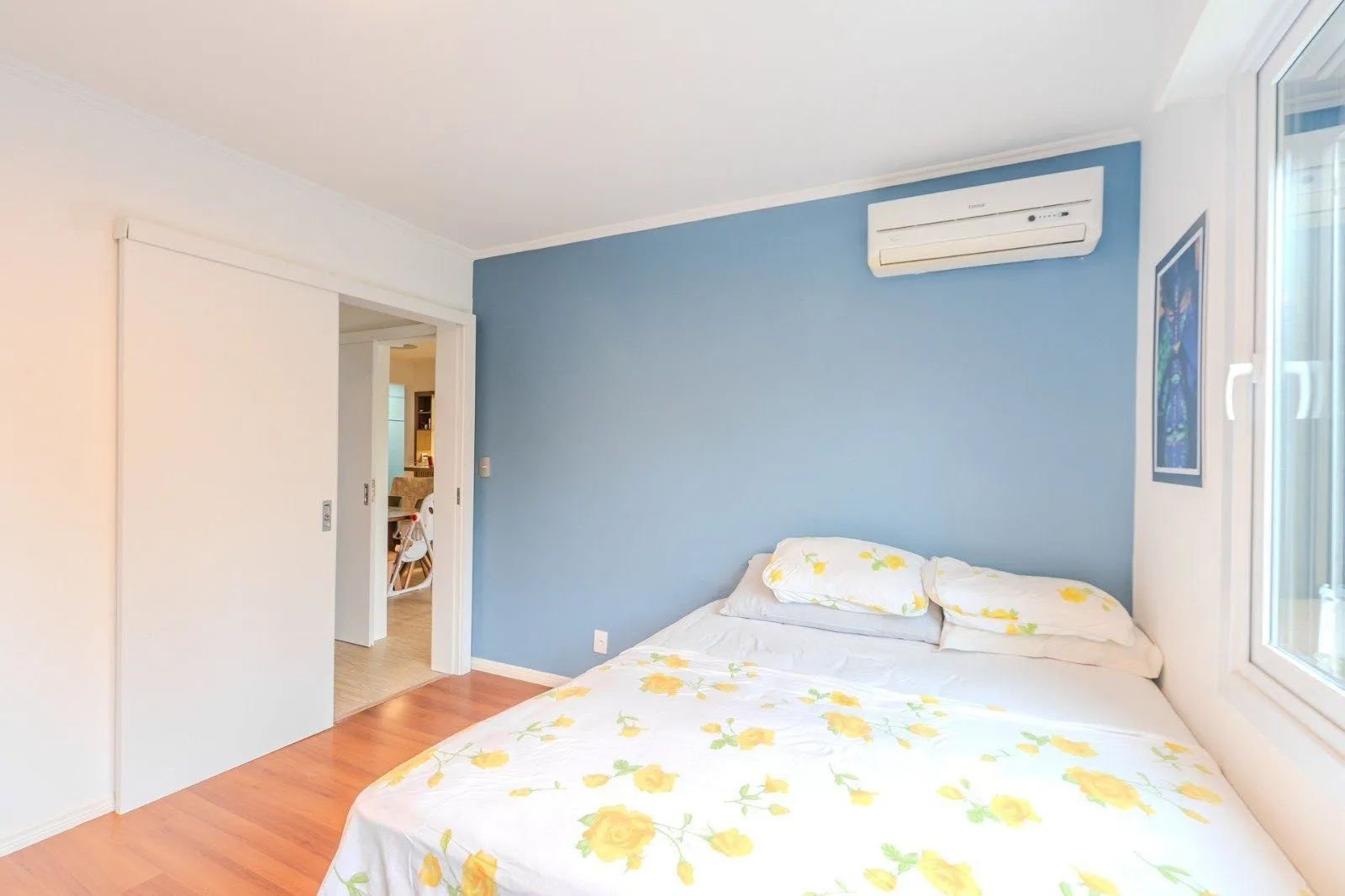 Imagem Apartamento de 3 dormitórios á venda no Bairro Cristal, Porto Alegre