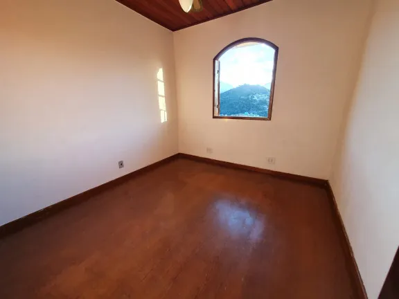 Imagem Casa de Condomínio com 2 Quartos à Venda, 75 m² em Parque São Luiz - Teresópolis