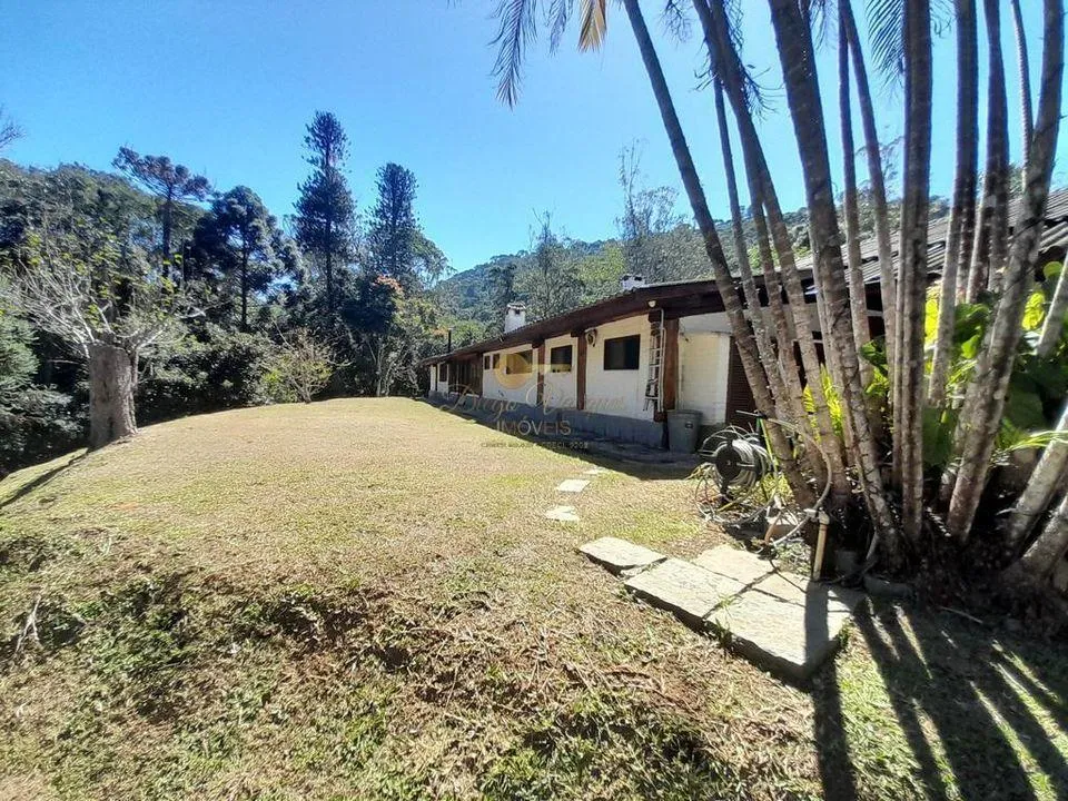 Imagem Sítio para Venda em Teresópolis / RJ no bairro Granja Florestal