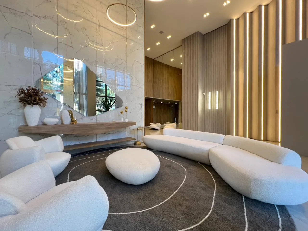 Imagem Apartamento à venda com 135m2 por R$ 2.500.000,00