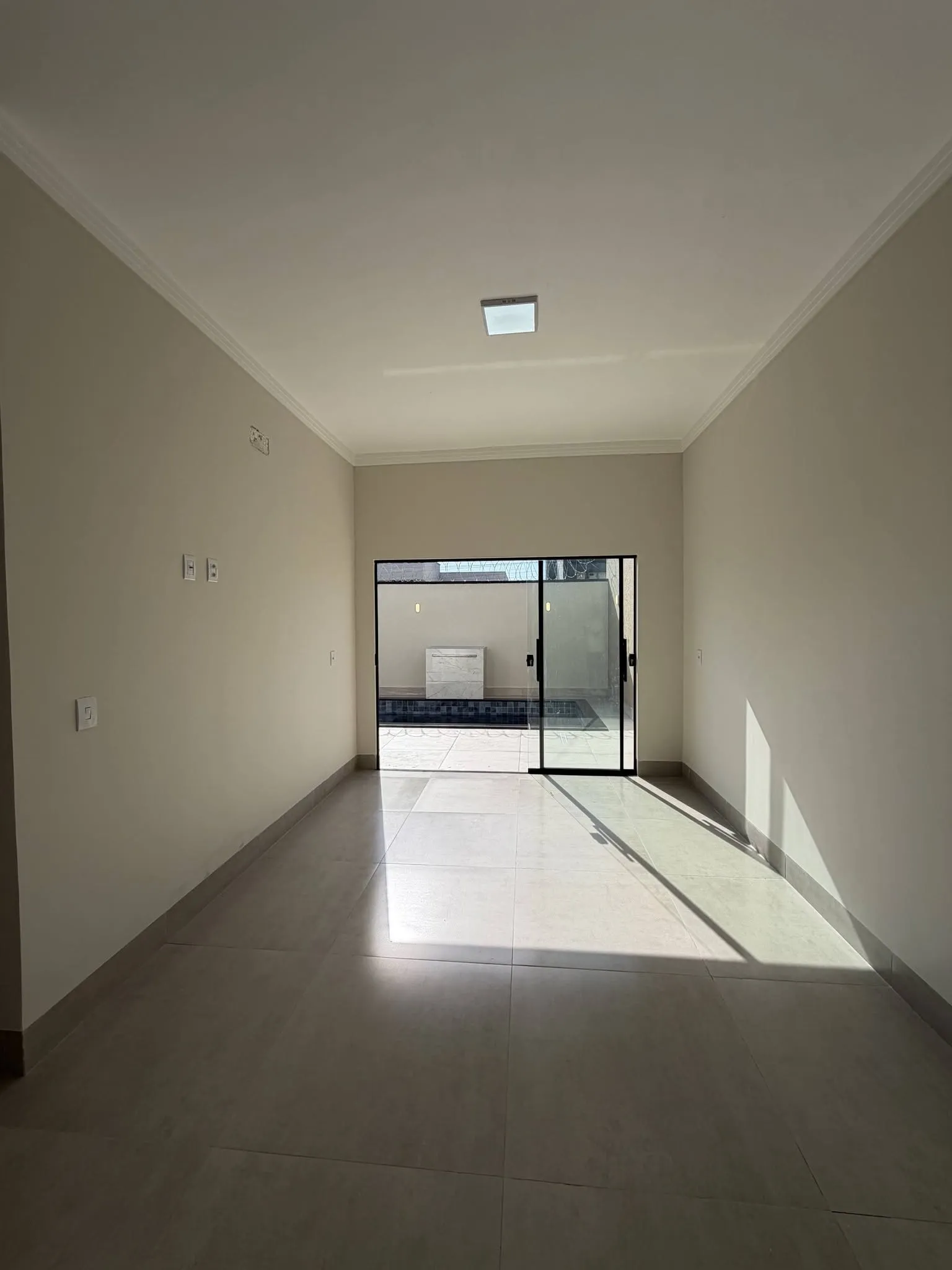 Imagem Casa 3/4 Com Suite No Bairro Das Industrias