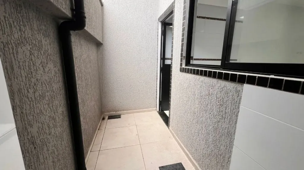 Imagem CASA COM 55,00 m² - MARACANÃ - PRAIA GRANDE SP
