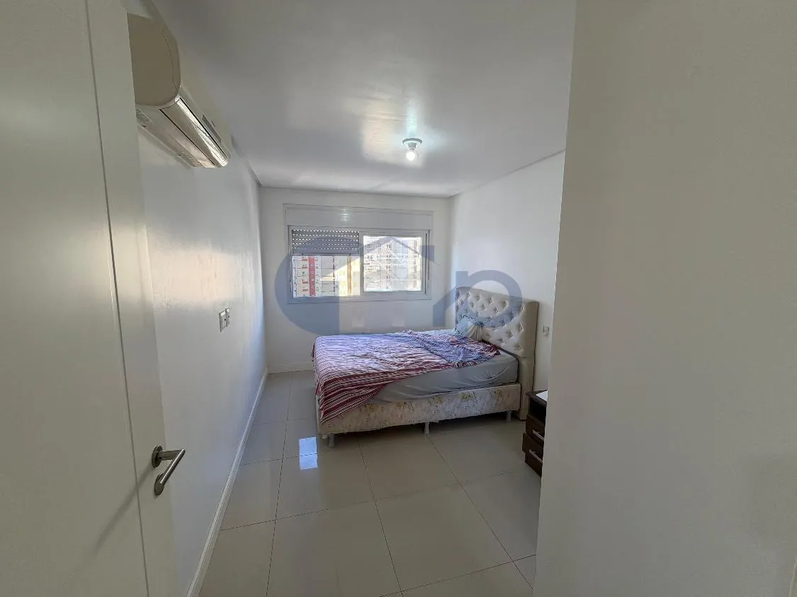 Imagem Apartamento a venda com 2 dormitorios no centro de Torres/RS