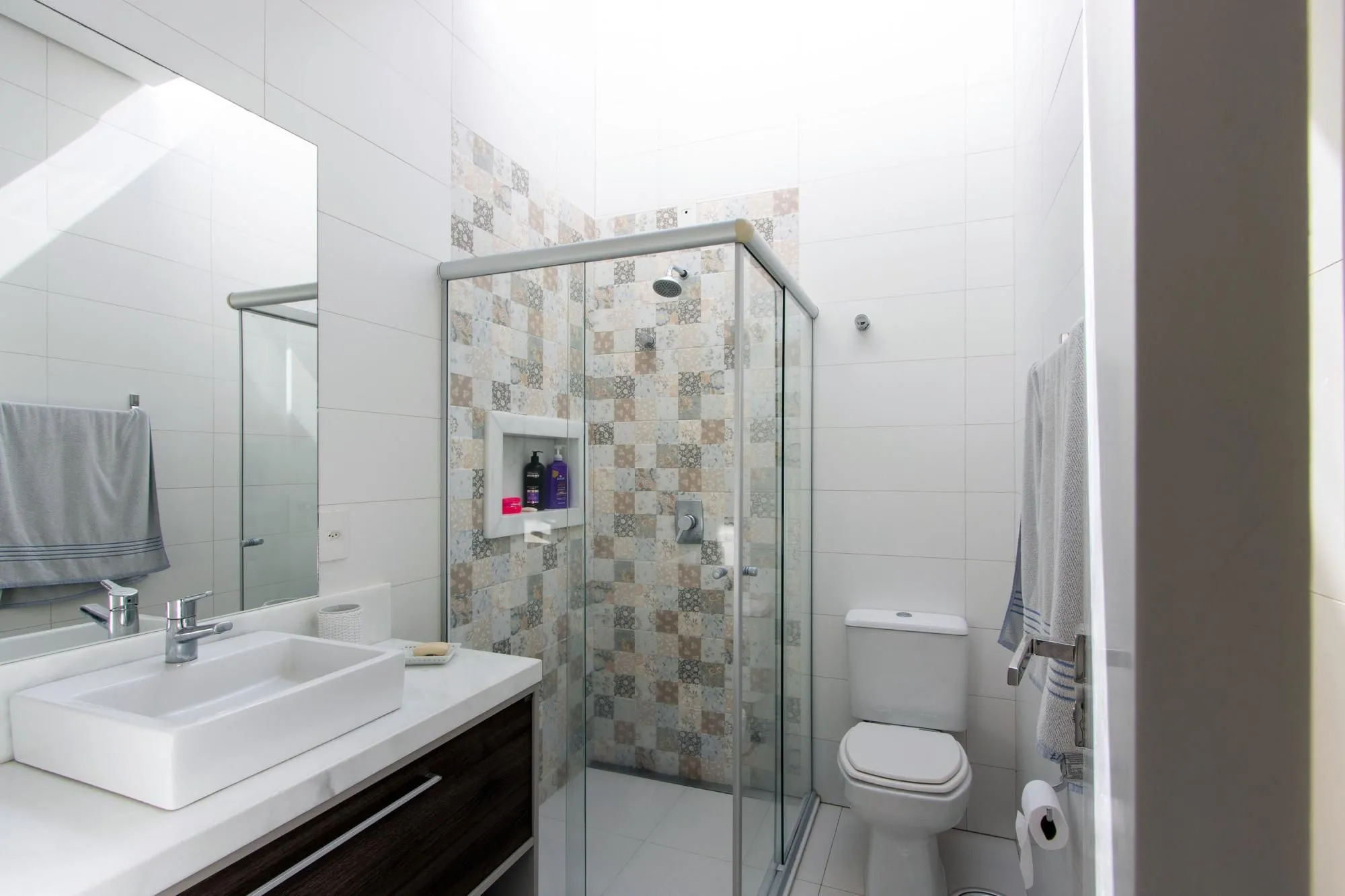 Imagem Luxuosa Casa em Condomínio de Alto Padrão com vista para Guaiba