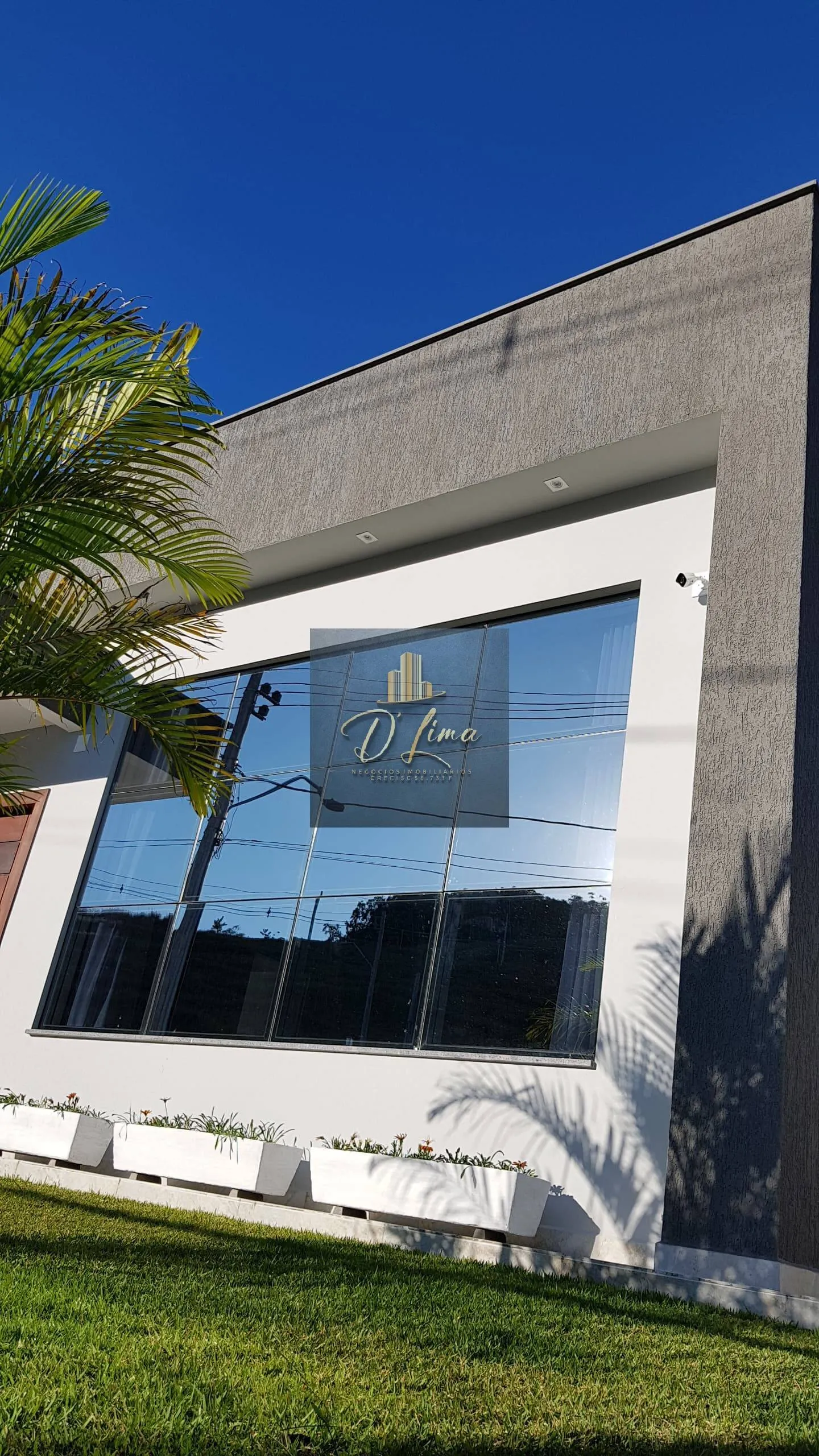 Imagem Casa em condomínio fechado á venda com 3 quartos em Forquilhas