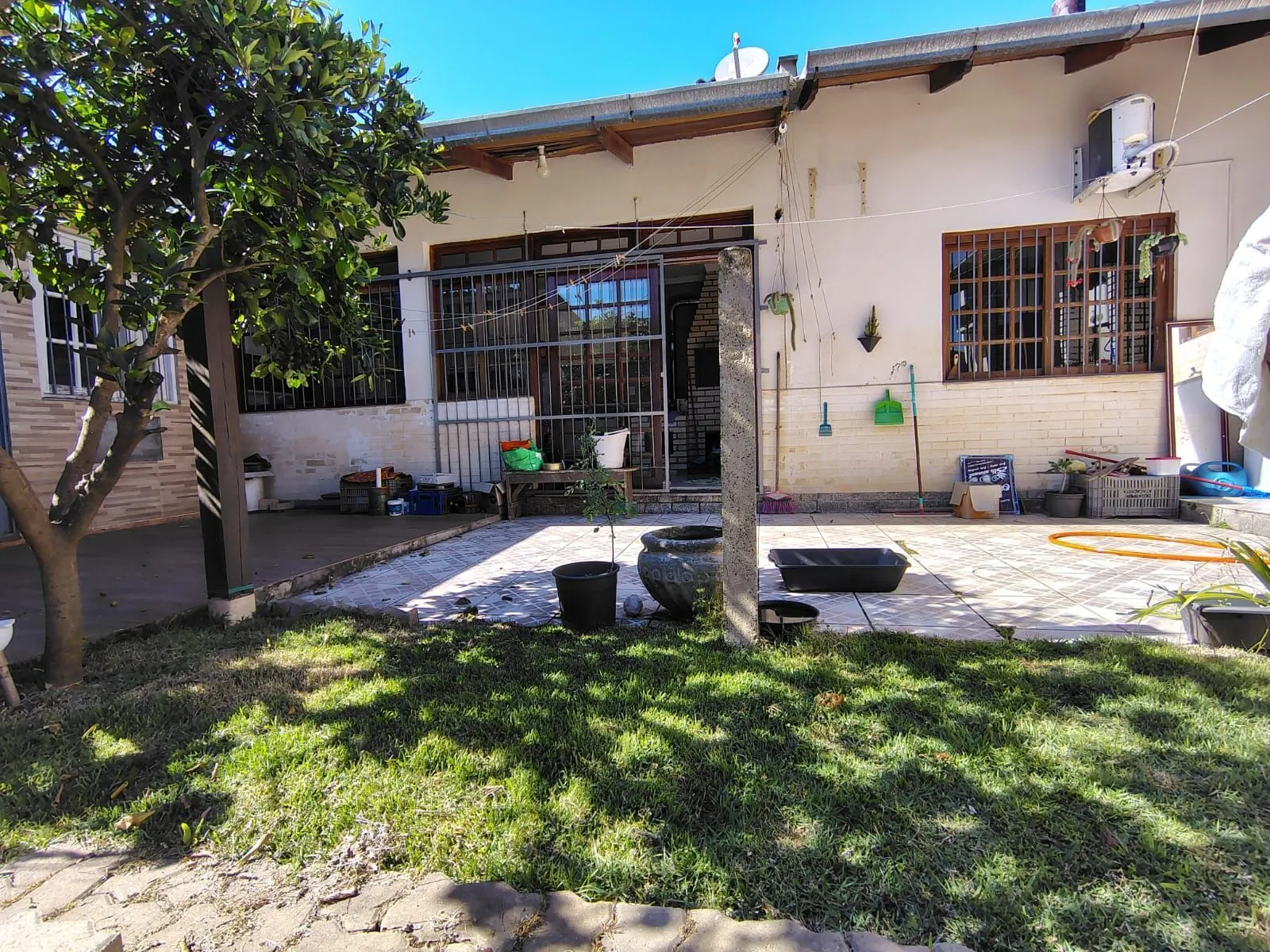 Imagem Casa no Bairro Nova Esteio com 200m² de área privativa e 03 (Três) quartos.